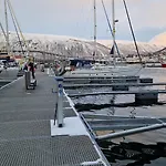 Barents Sail Sailboat Lomvi *